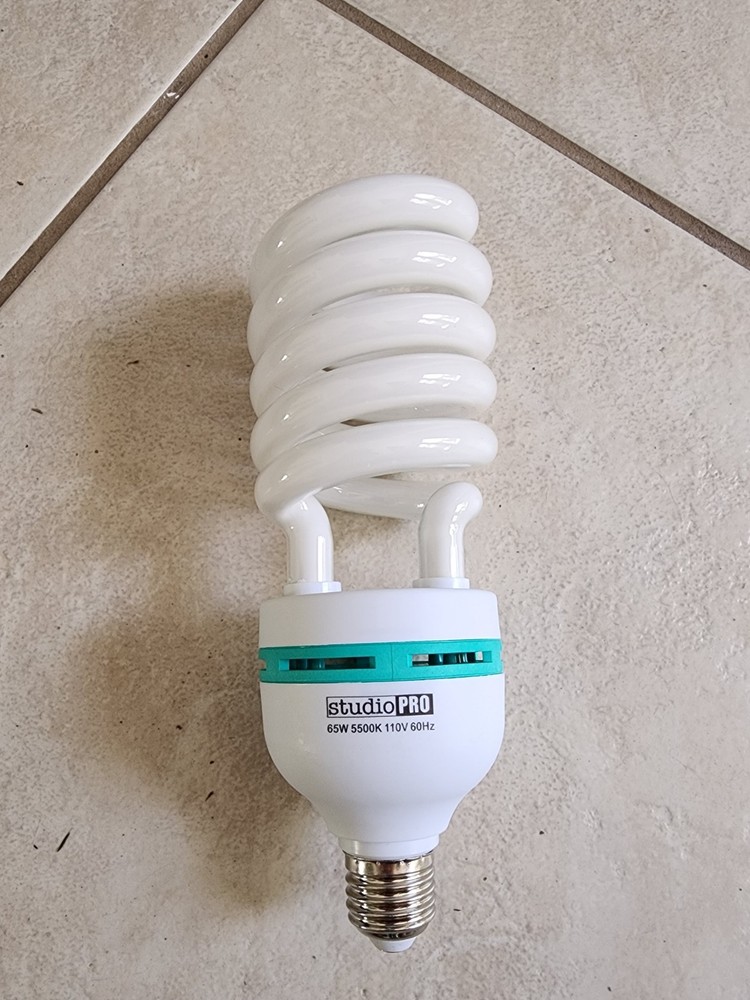 110V 85W 5500K E27 Studio PRO Light Bulb CFL 60Hz