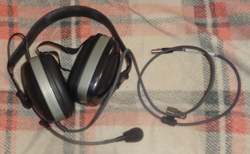 communications applied technology headset v3