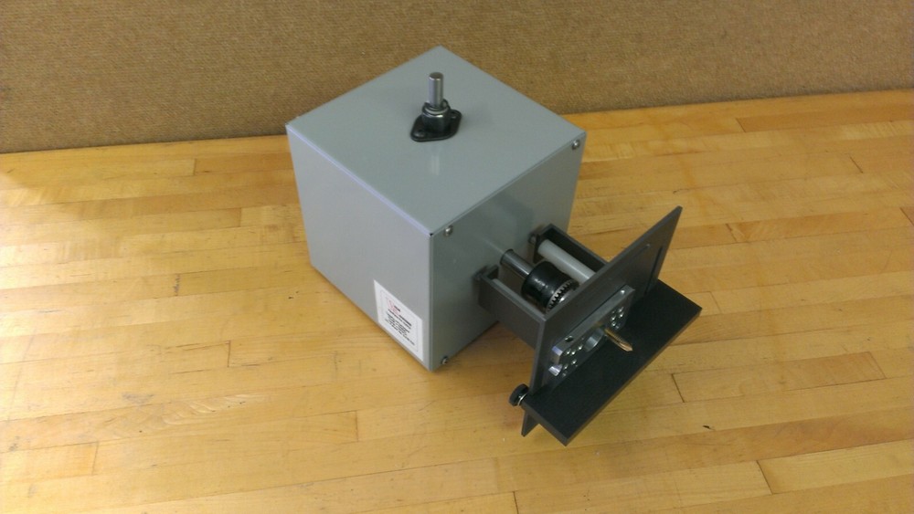 Horizontal Tapping Attachment