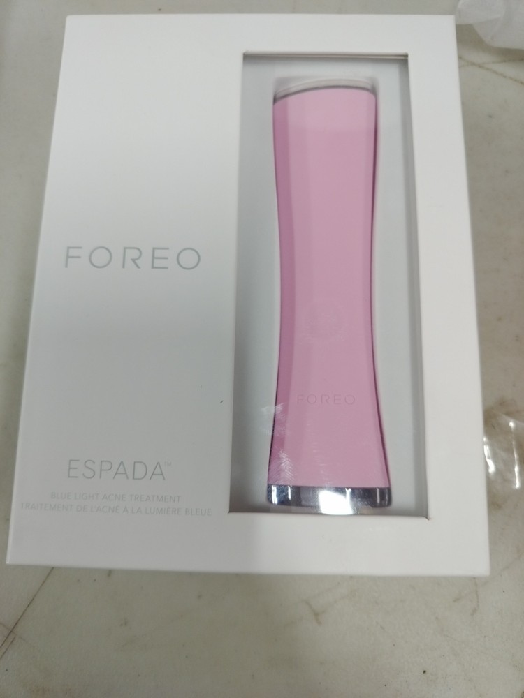 FOREO ESPADA LED Light Acne Treatment Device - Pink