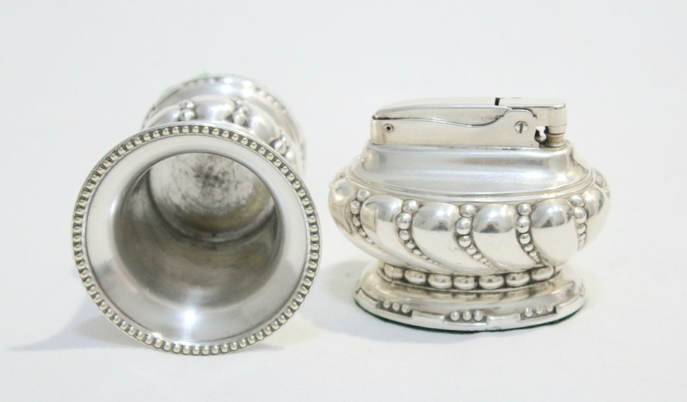 Vintage Silver Plate Ronson "CROWN " Table Lighter Set in Working Condition