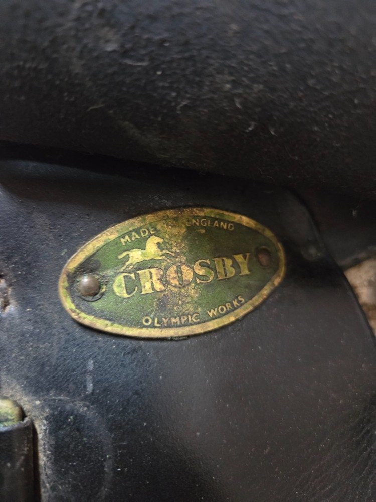 Crosby 17" dressage saddle