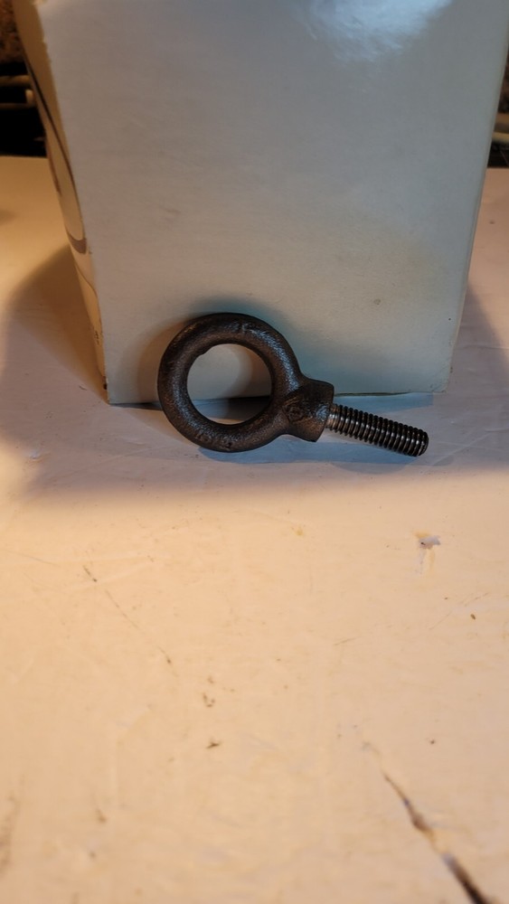 Eye bolt 516" - 1 18" shank faced