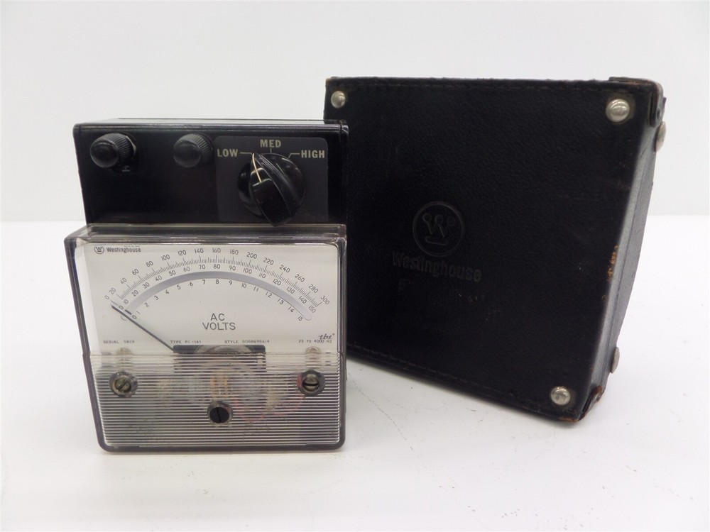 Westinghouse PC-141 AC Voltmeter with Case