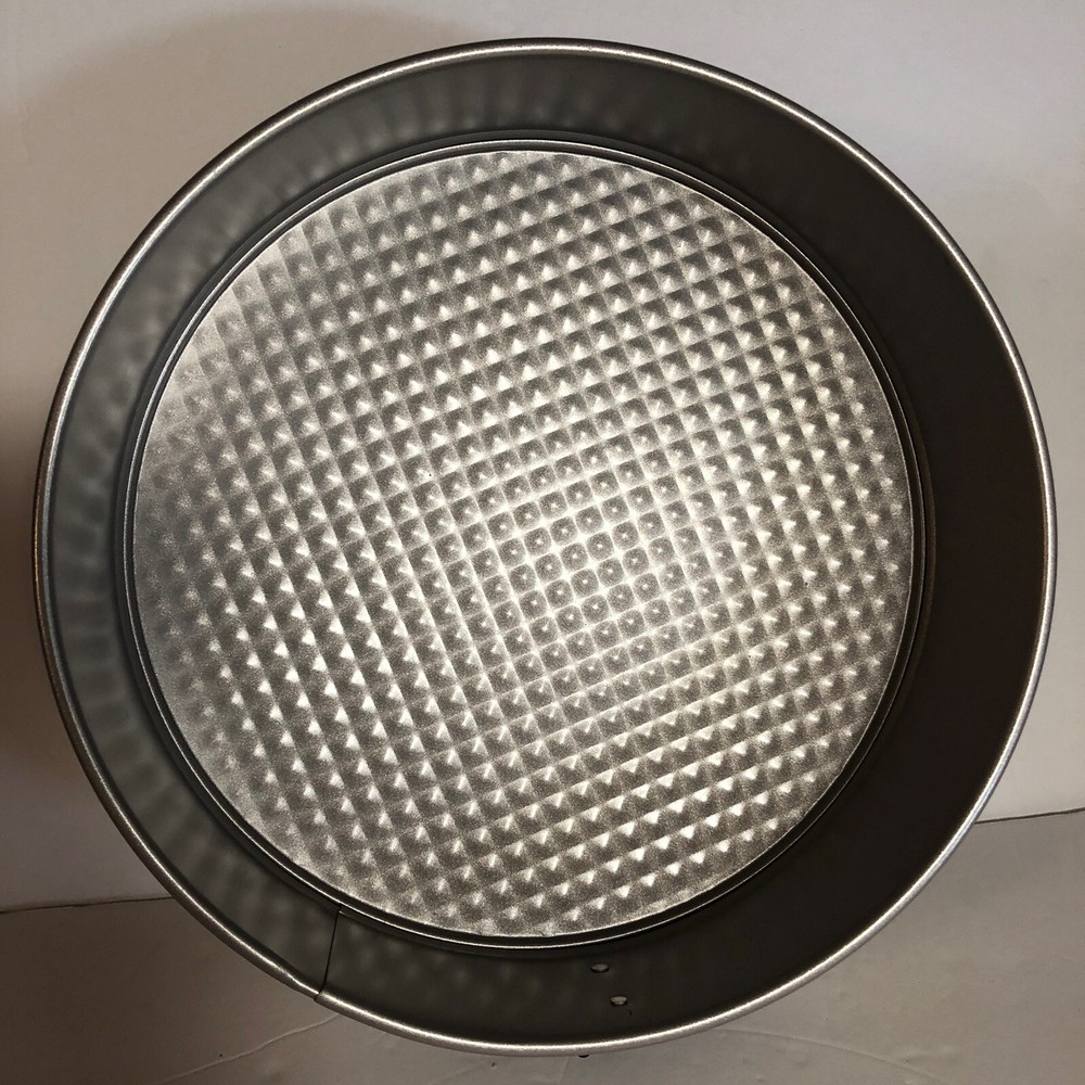 WILTON PERFECT PERFORMANCE PLUS 3 Pc SPRINGFORM SET NONSTICK BAKEWARE