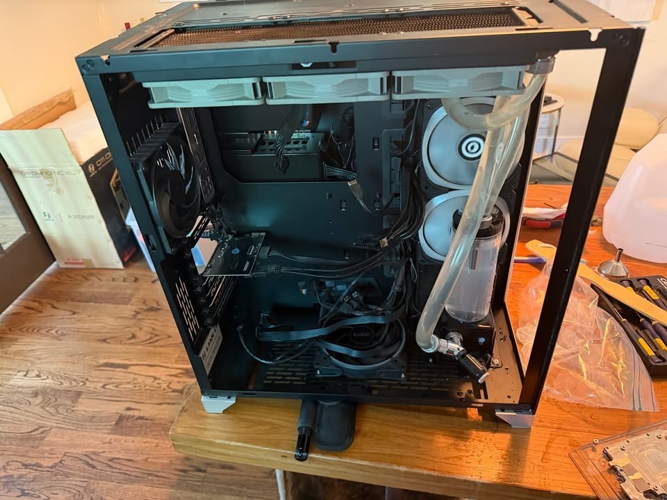 PC Builders: Case, Custom Loop Water Cooling, 750W Power, Many Extras