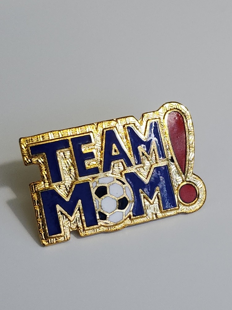 Team Soccer Mom Lapel Pin
