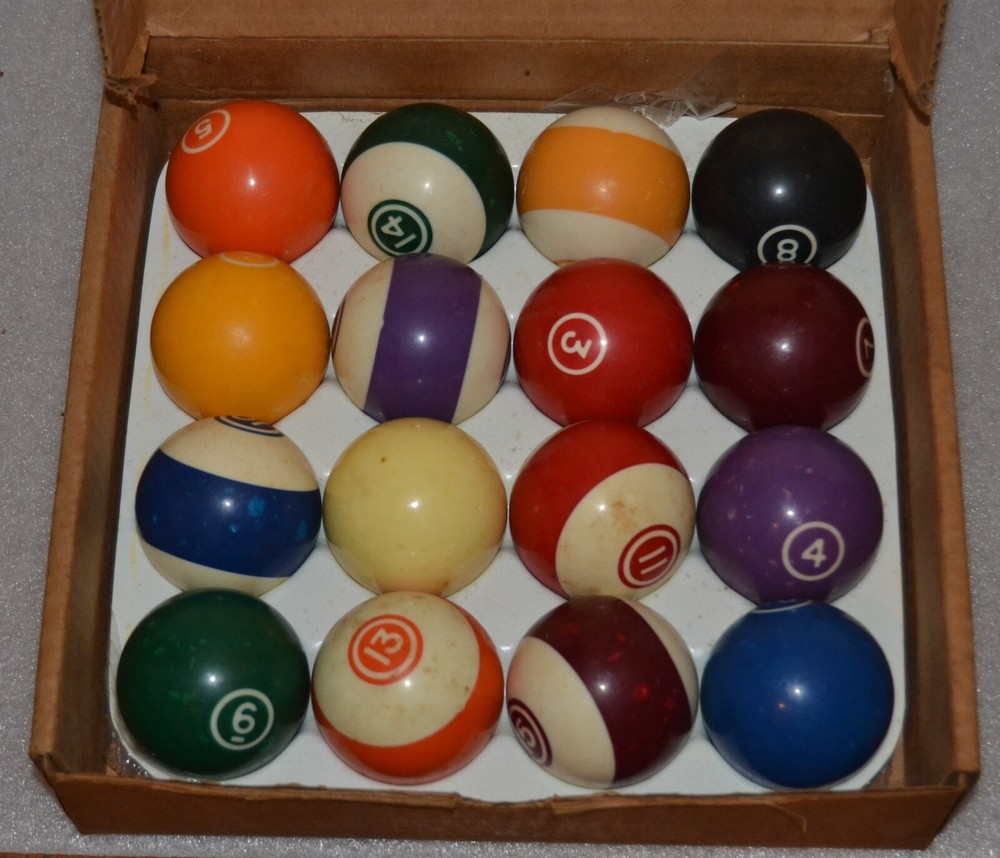 Vintage Pool Balls Billard Complete Set
