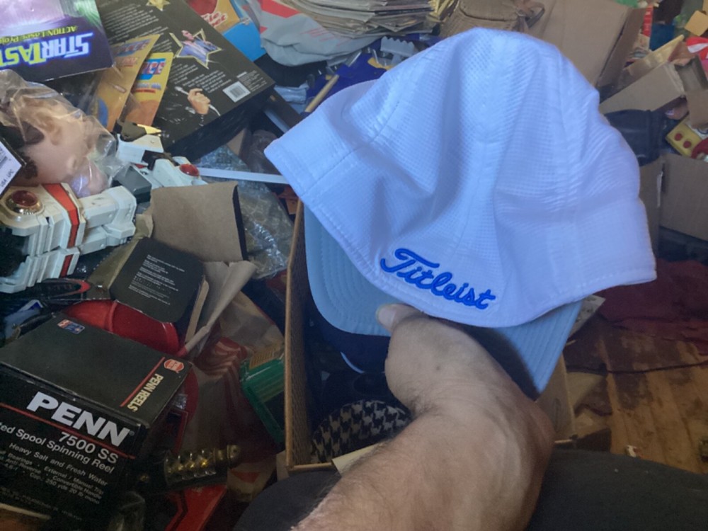Titleist gray white flex fit hat size S/M