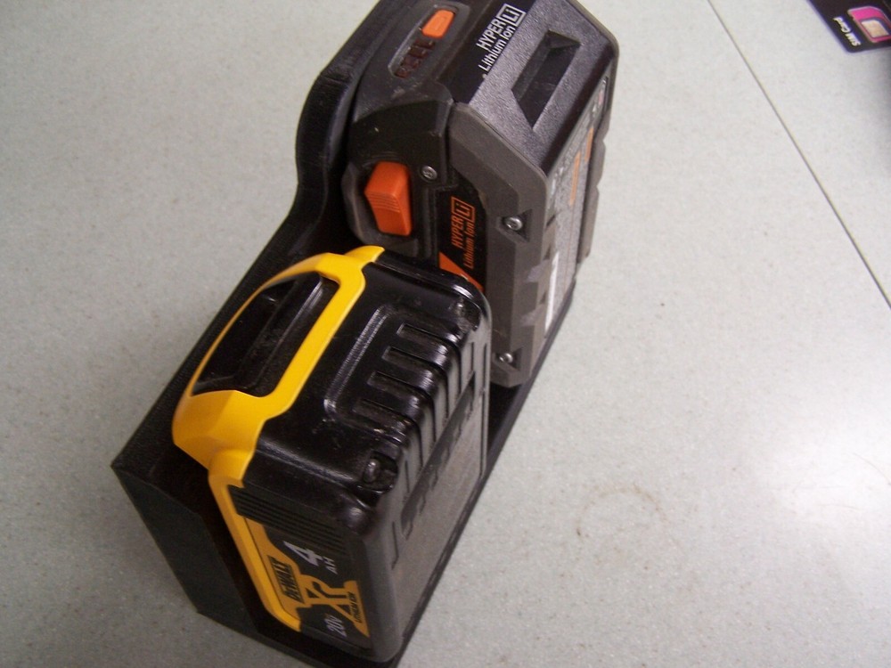 COMBINATION DEWALT / RIDGID BATTERY HOLDER MOUNT