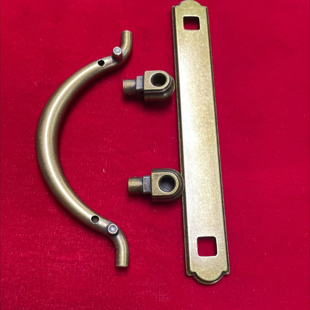 3-3/4" Country Bail Pull Bedford Brass