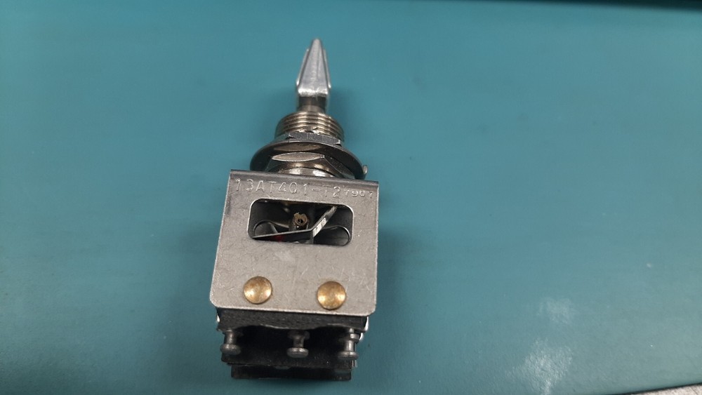13AT401-T2 Honeywell Micro Switch Switch Toggle Switch
