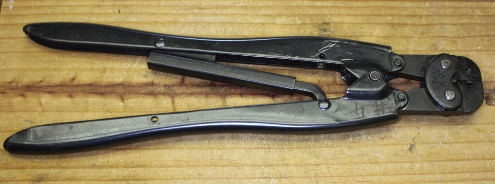AMP Inc 90050-1 CRIMP TOOL 20-16 TYPE I