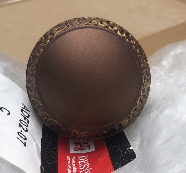 Rod Desyne Decorative Knobs Set