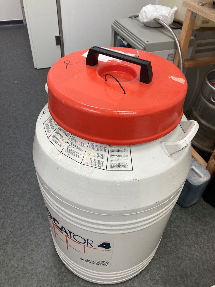 Thermolyne Locator 4 Cryobiological Storage Vessel