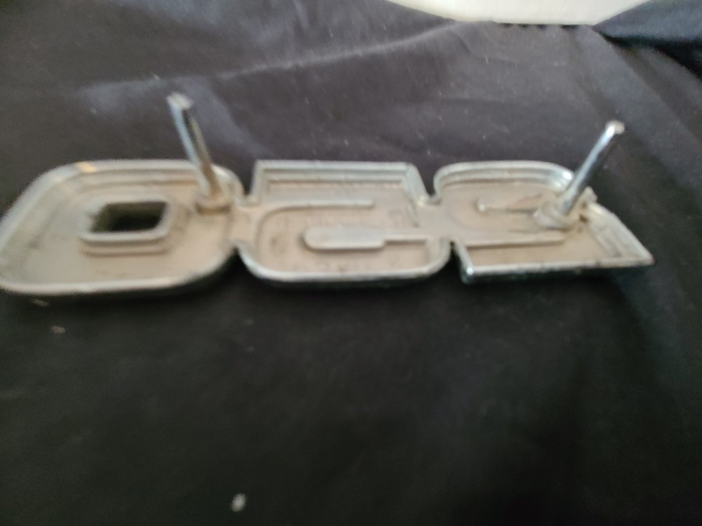 Ford 250 Emblem