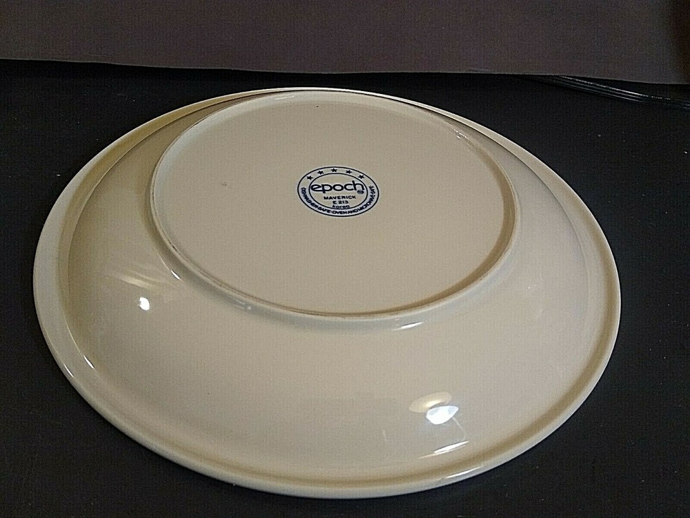 Epoch Maverick Round Serving Platter (chop plate)