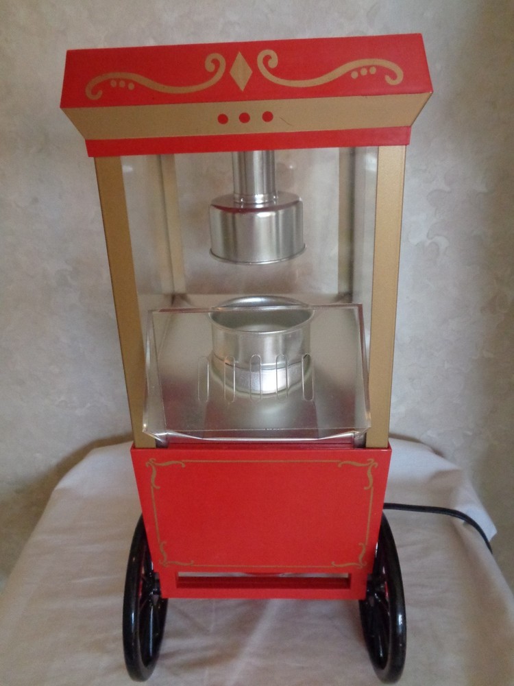 Popcorn Maker by Nostalgia Electrics (#6477).