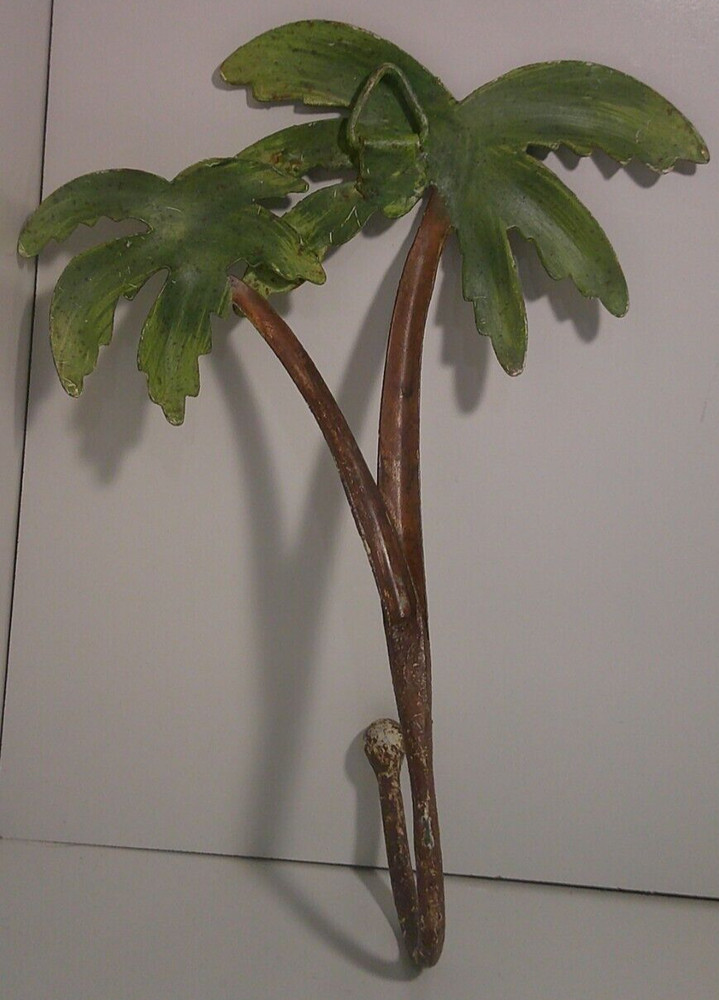 Metal Palm Tree Hook Wall Decor