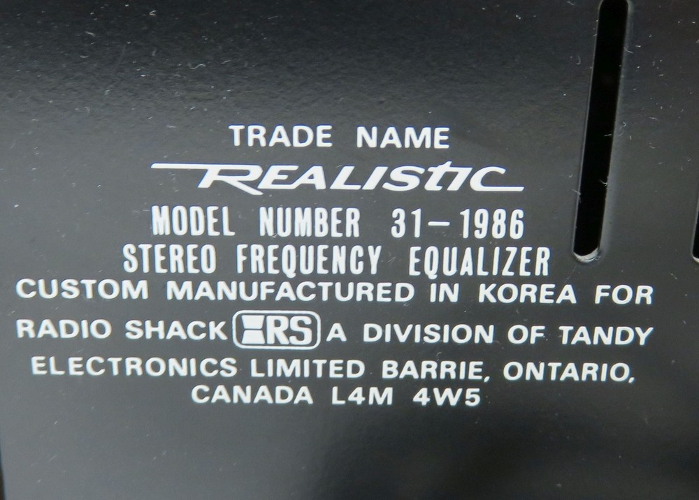REALISTIC EQUALIZER 31-1986 STEREO FREQUENCY ALL FUNCTIONS WORKING PERFECT