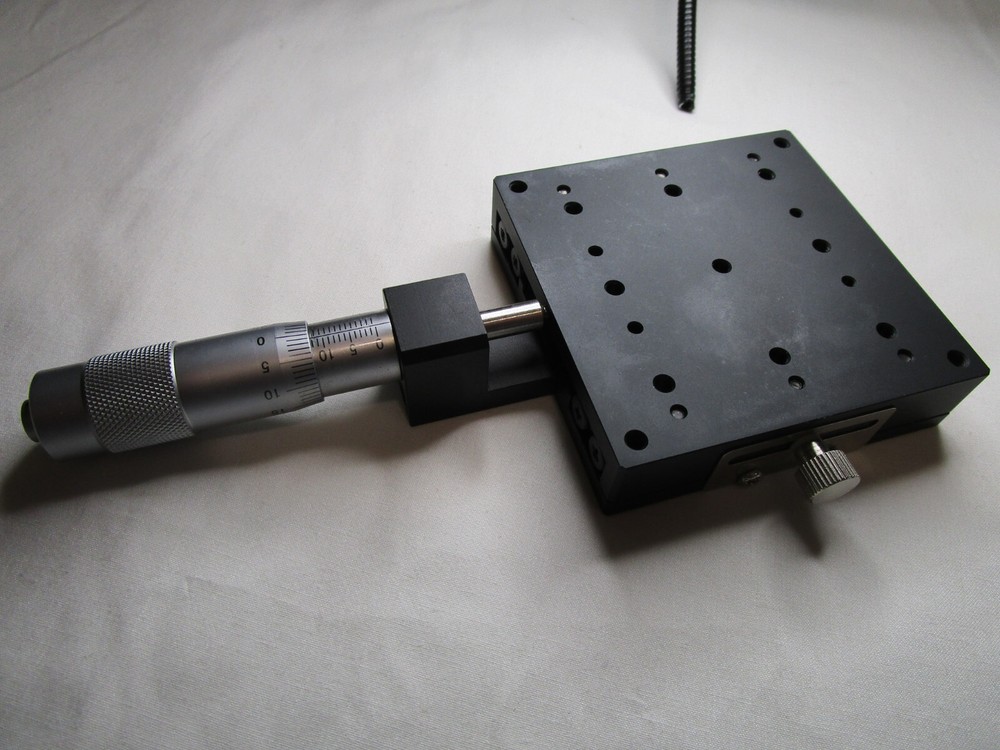 Single Axis Linear Manual Stage 80mmx80mmx20mm