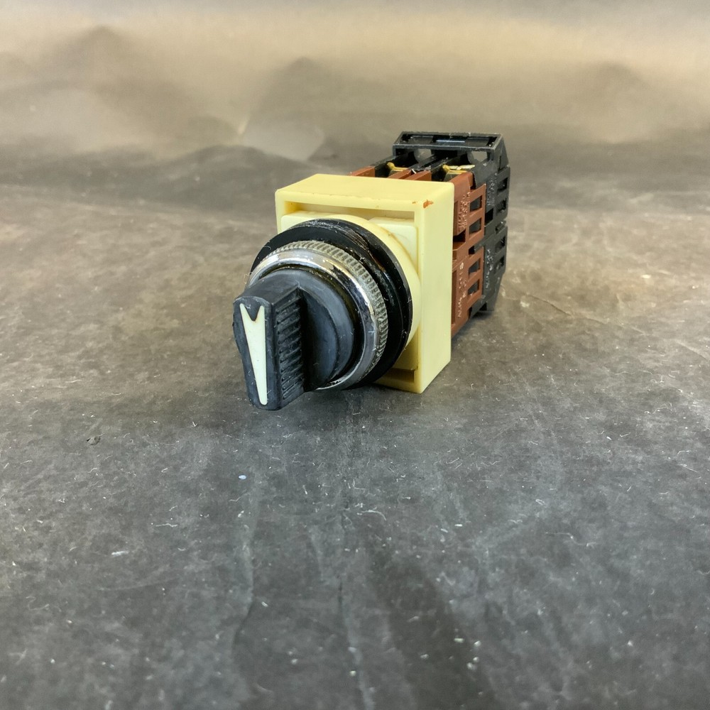 FUJI AH25 SELECTOR SWITCH ($7 OBO)