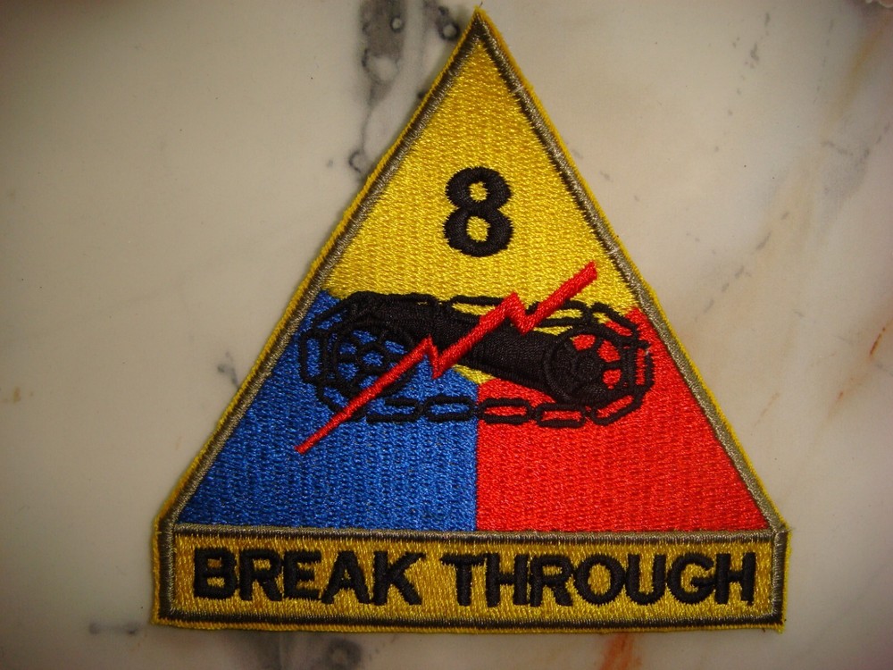 US ARMY 8th ARMORED  BATTALION BREAK THROUGH PATCH