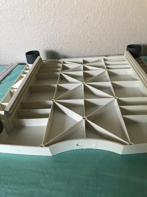 Platform for computer with ability to slide the tray