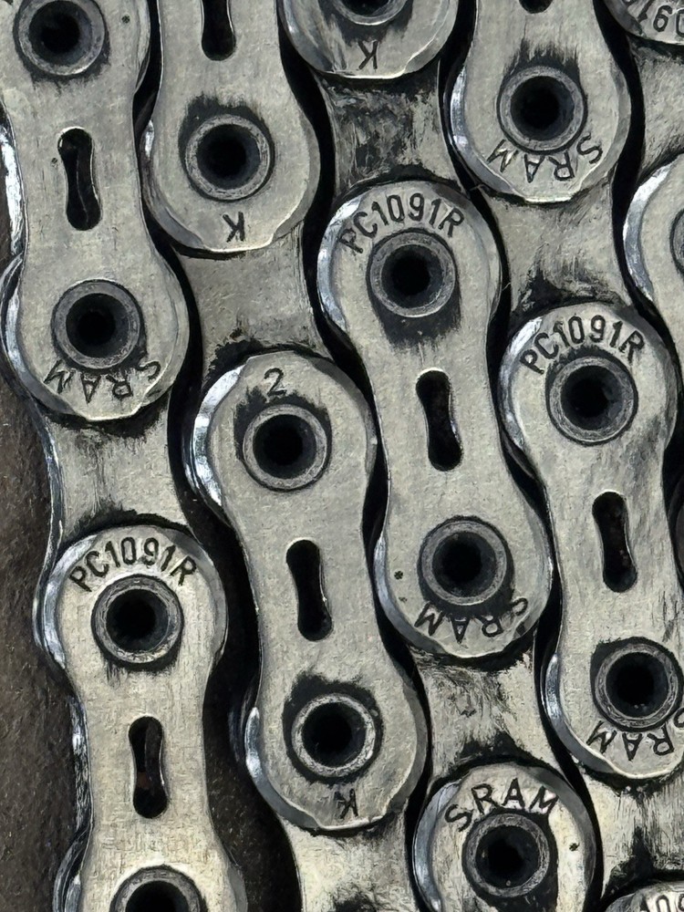 SRAM RED PC1090R CHAIN WITH POWER LINK