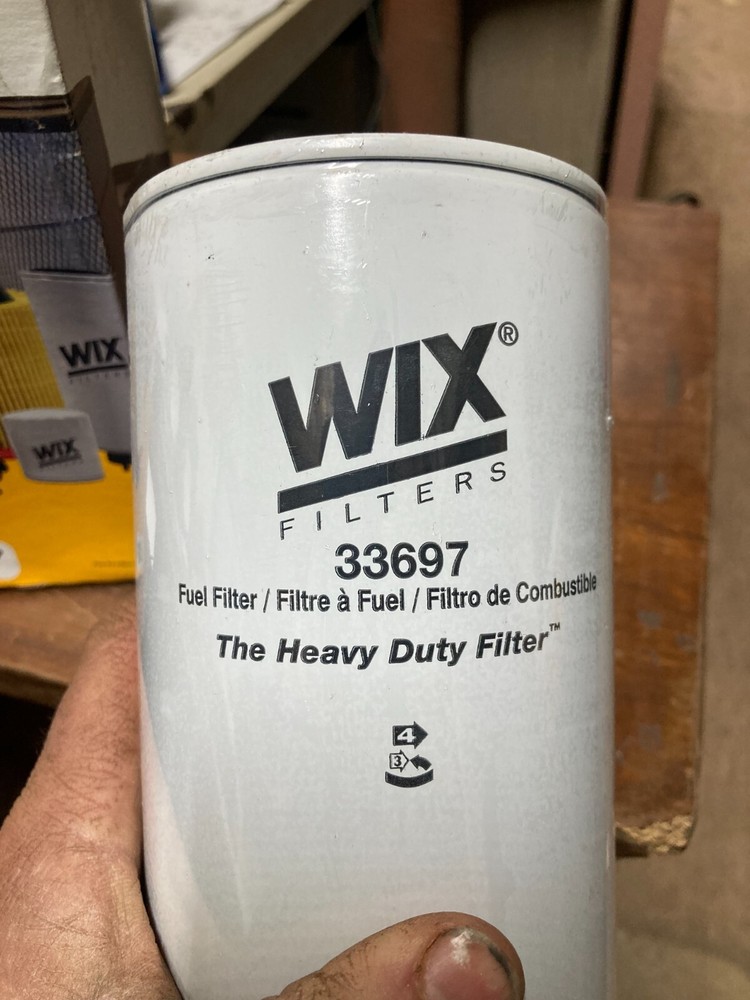 NEW! Wix 33697 Fuel Filter