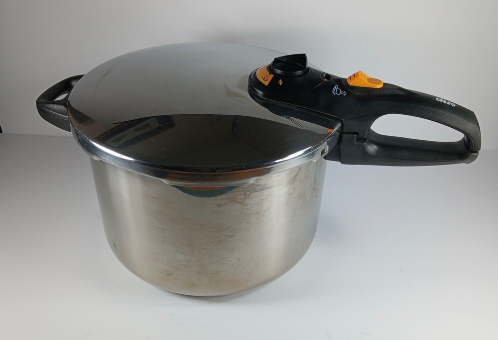 Fagor Duo 6-Quart Pressure Cooker