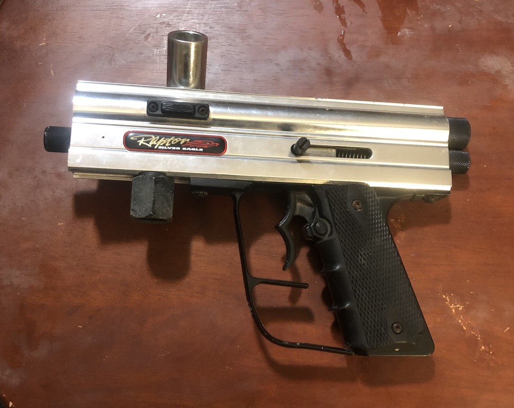 Vintage  RAPTER SILVER EAGLE PAINT BALL GUN
