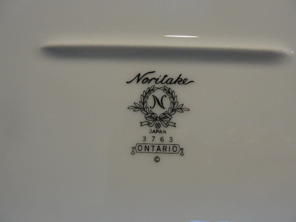 NORITAKE ONTARIO 13 3/4" OVAL PLATTER