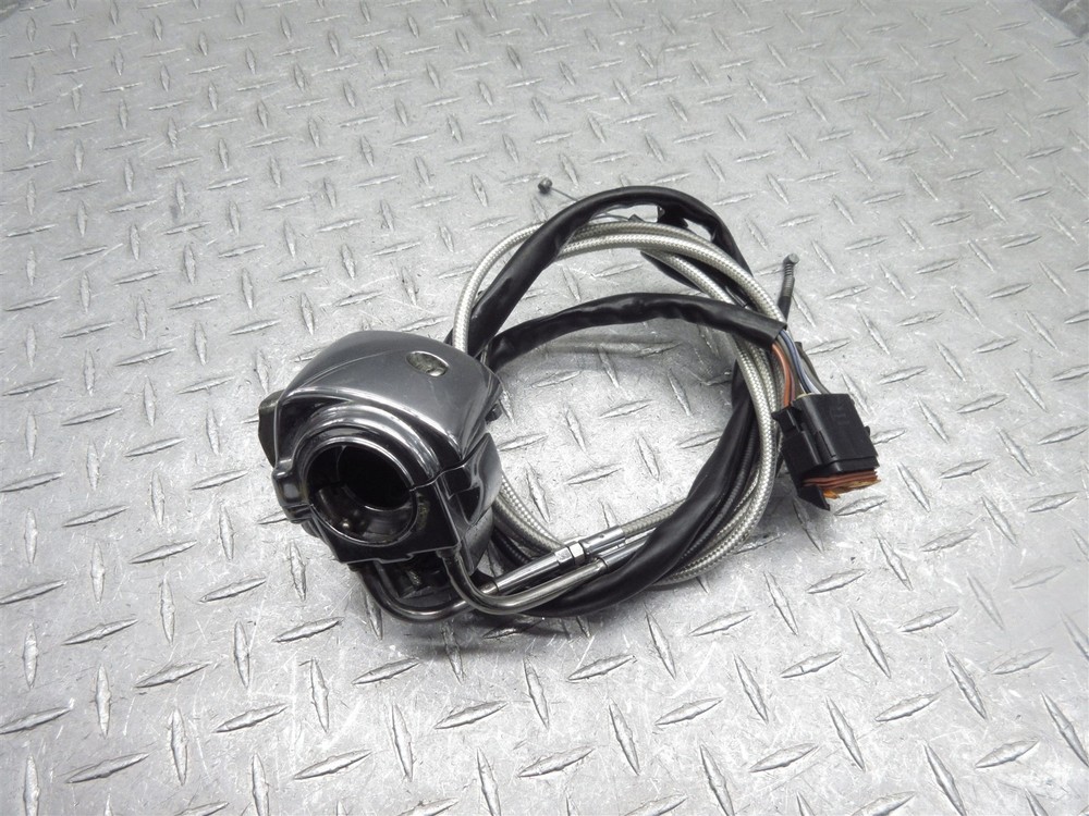 2000 00 01 Harley Davidson FLHTC Electra Glide Classic Right Handlebar Switch