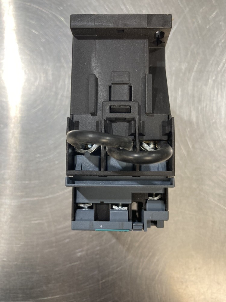 SIEMENS SIRUS 3RT6026-1AL20 Contactor