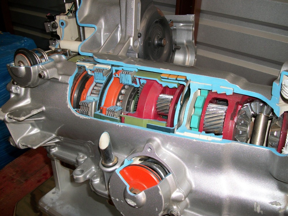 NICE FORD AX4S AUTOMATIC TRANSAXLE CUTAWAY DISPLAY INSTRUCTIONAL TRAINING MODEL