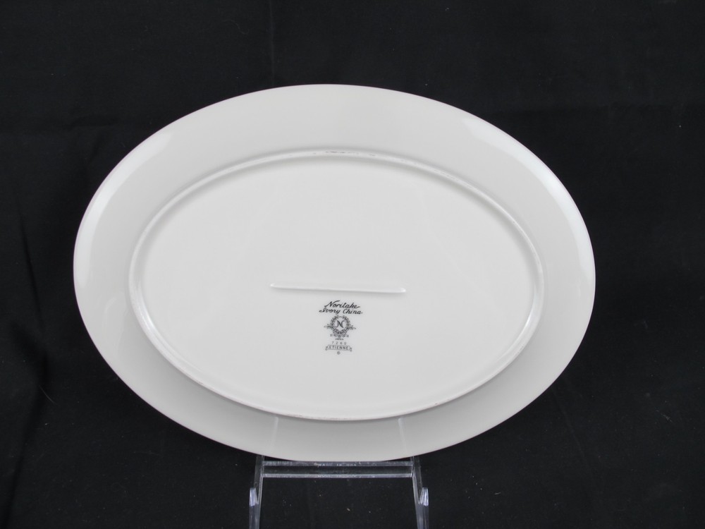 Noritake Etienne 12" Oval Serving Platter
