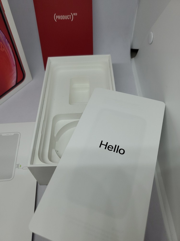 Apple IPhone XR 128gb Red (BOX ONLY + bonus)