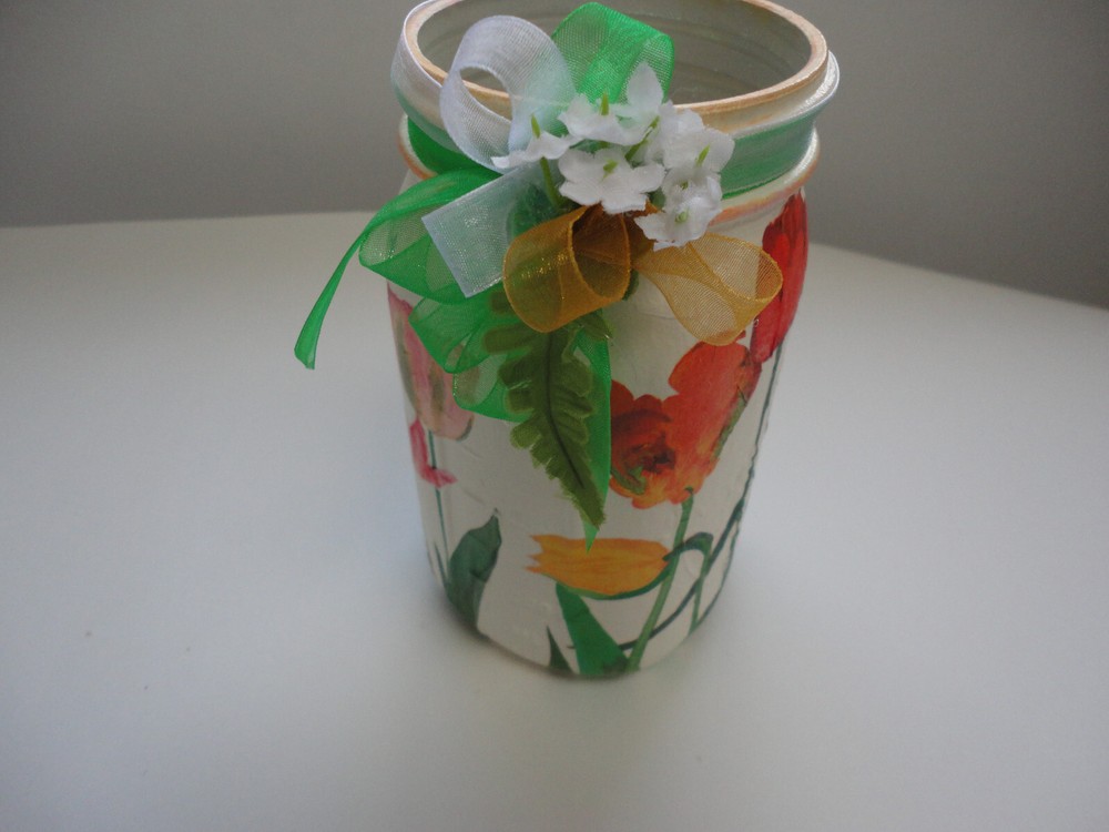 Decoupage Quart Mason Jar, Tulips (Hand Made)