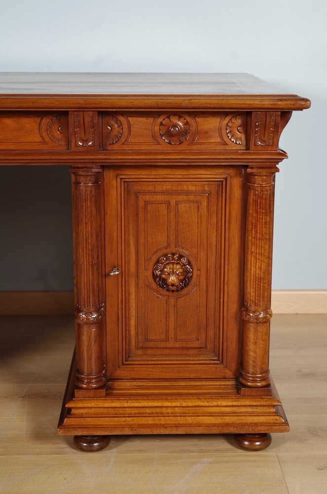 Honoré Dufin: Renaissance style office
