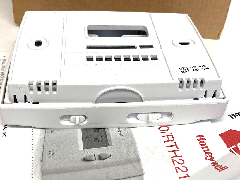 Honeywell Programmable Thermostat RTH221B1021 Open Box