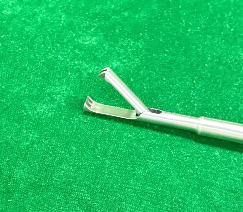 Laparoscopic Gallbladder Extractor/ Claw Forceps 10mmx330mm Reusable Instruments