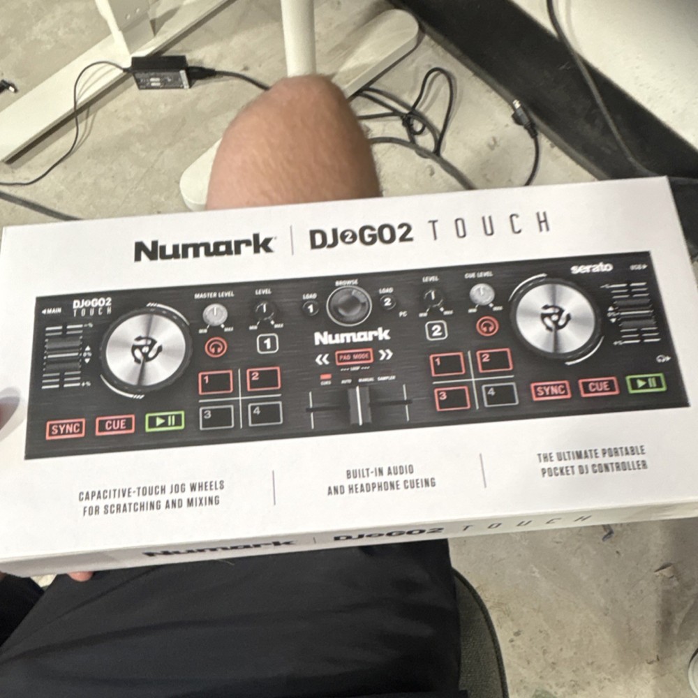 Numark DJ2GO2 Touch Portable Double Deck Controller Touch-Capacitive Jog Wheels