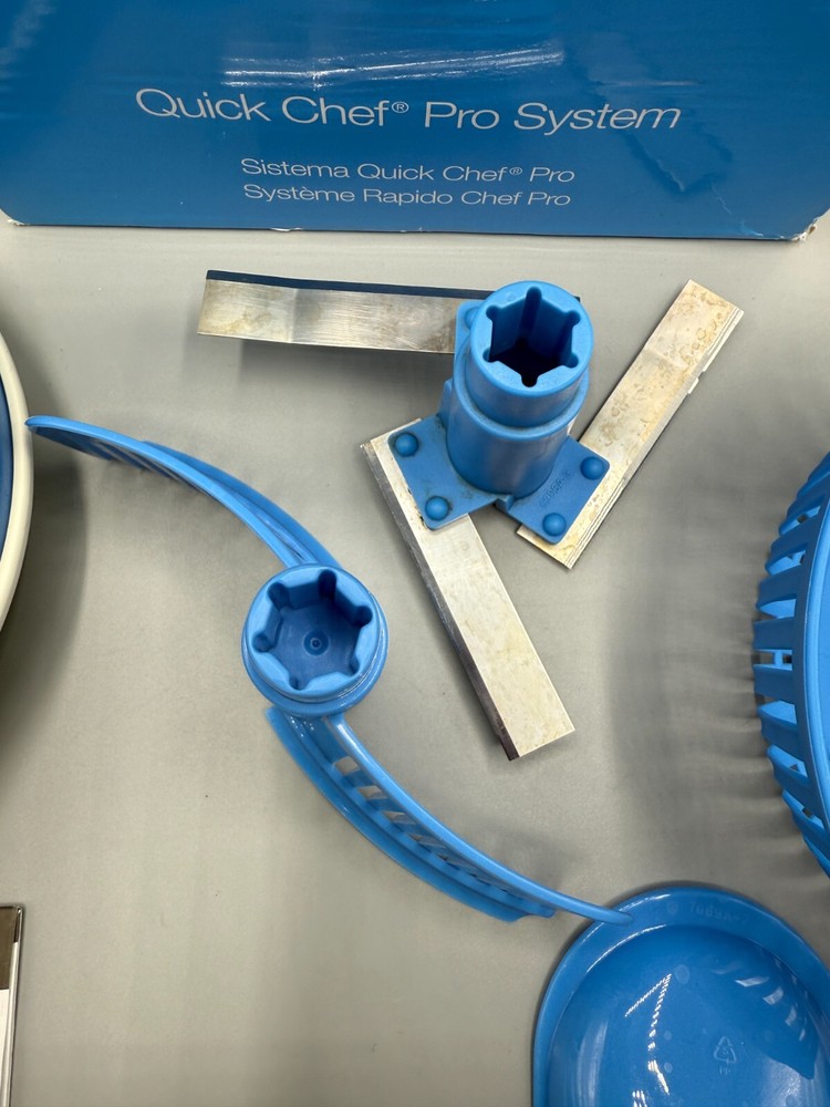 TUPPERWARE Quick Chef Pro System Blue Manual FOOD PROCESSOR Chopper