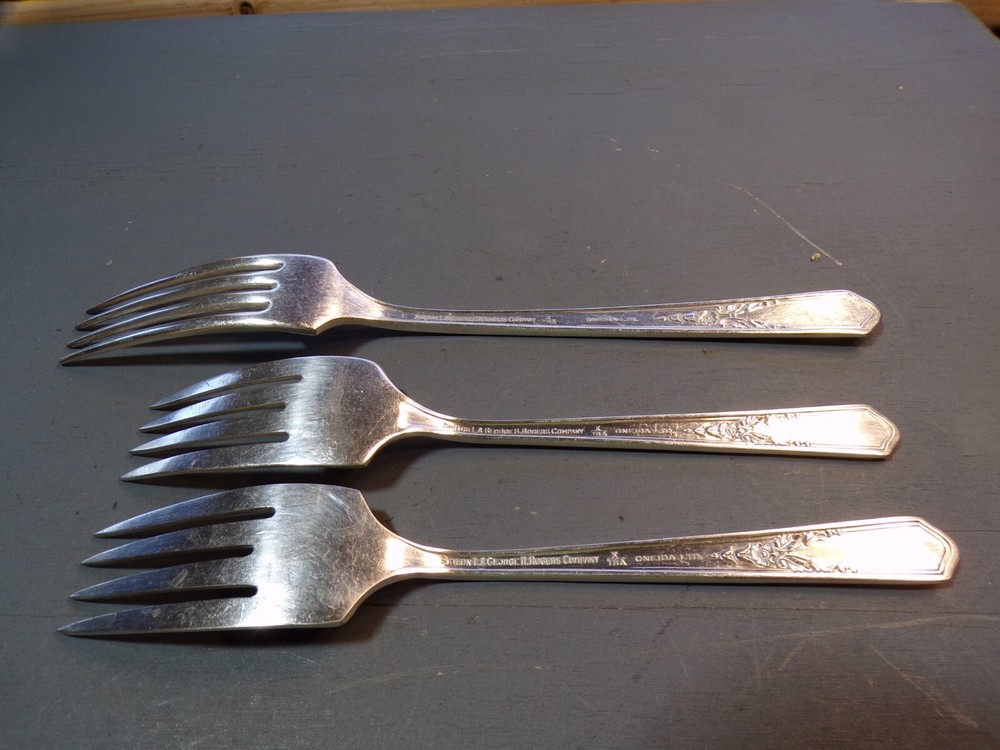 Lot 3 used S. G. Rogers silverplate forks, flatware; 1939 Jasmine pattern