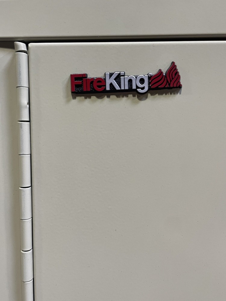 Fire Safe Storage Cabinet/ Gun+ammo Safe