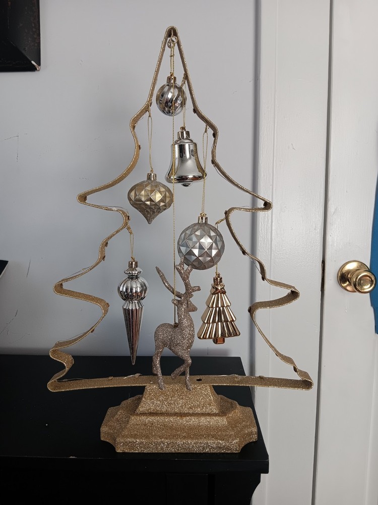 KRINGLE EXPRESS XMAS TREE