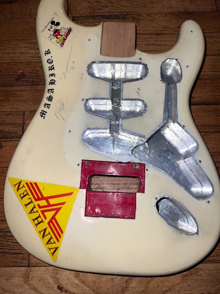 Custom Guitar Body Strat@ Style