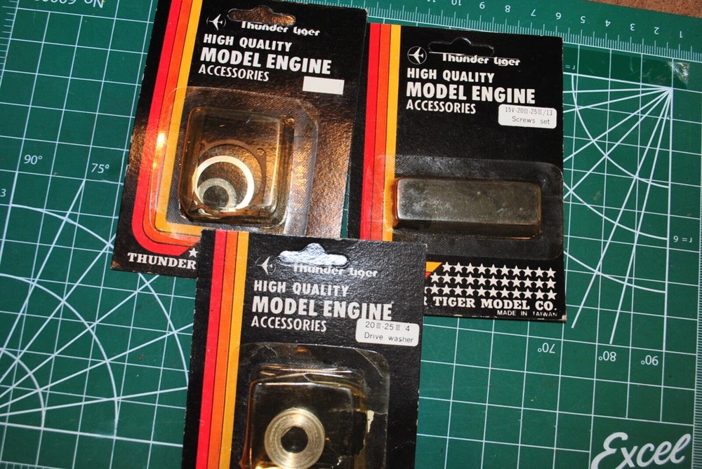 Thunder Tiger engine parts lot.