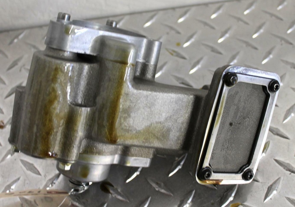 2000 VICTORY V92SC ENGINE MOTOR OIL PUMP